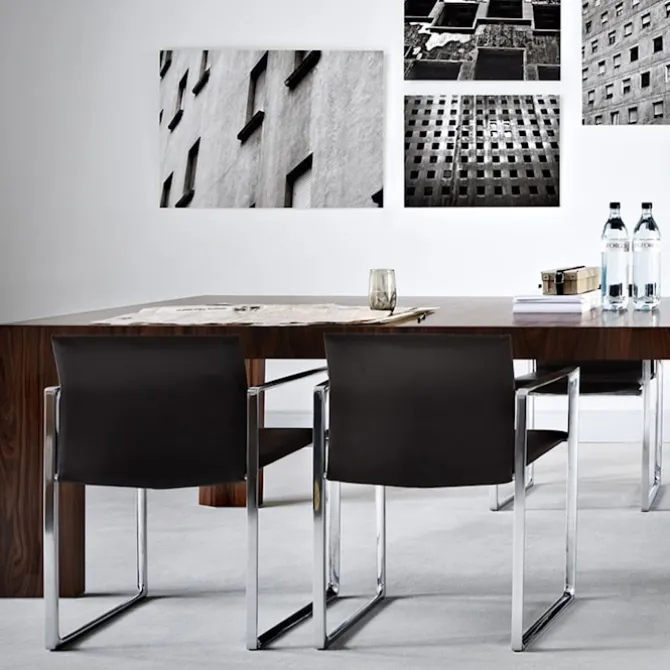184 Eve Small Armchair Glossy Aluminium
