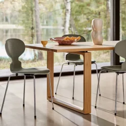 3101 Myran stol Lacquered Beech Veneer Warm Graphite