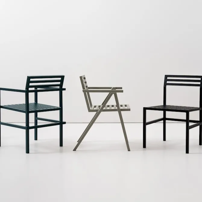 19 Outdoors Dining Arm Chair