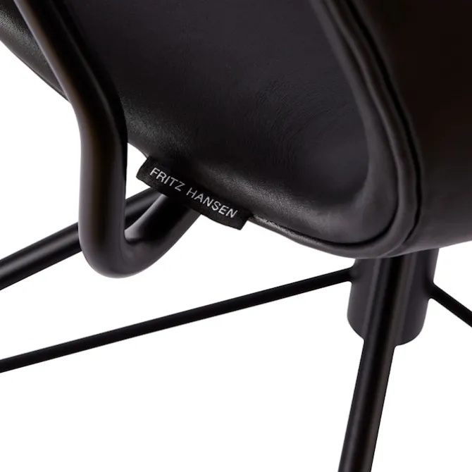 3217 Series 7 kontorstol fulltrukket Black Special Edition