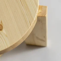 001 Stool