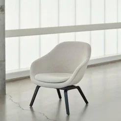 About a Lounge AAL83 lenestol