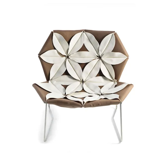 Antibodi Armchair With Flowers