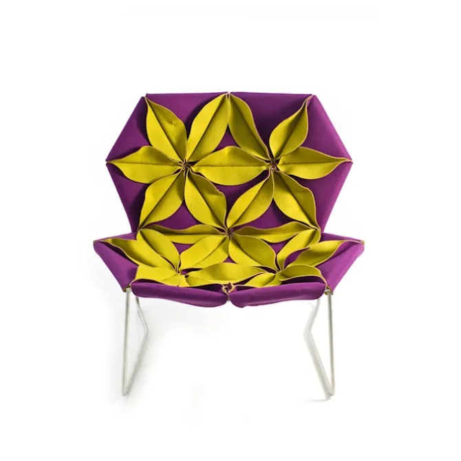 Antibodi Armchair With Flowers