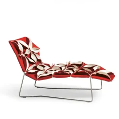 Antibodi Chaise Longue With Flowers