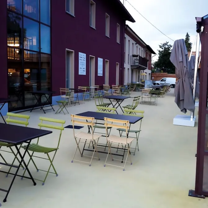 Arc en Ciel Folding Table