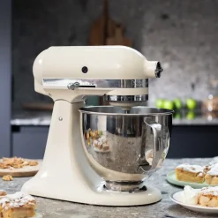 Artisan premium köksmaskin 4,8 L almond cream 5KSM185PSEAC