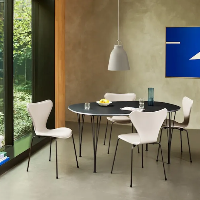 B612 Superellipse spisebord 100 x 150 cm Chrome