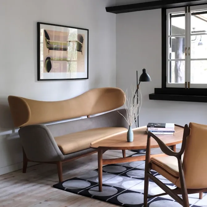 Baker sofa Walnut
