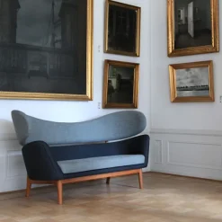 Baker sofa Walnut
