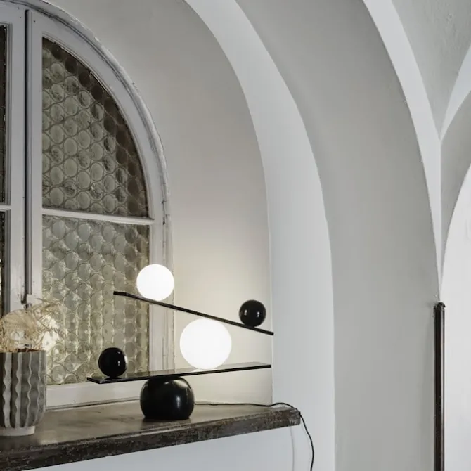Balance Table Lamp