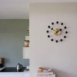 Ball Clock veggklokke