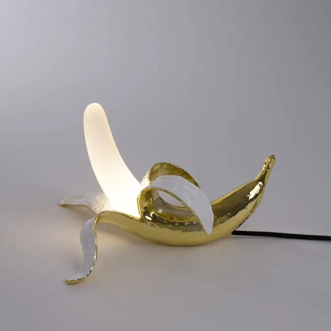 Banana Lamp - Dewey