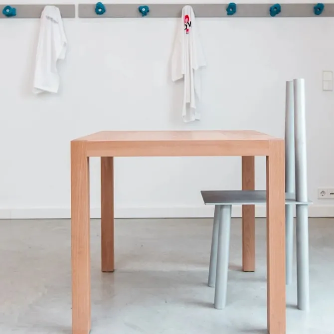 Banquet Square Table 80 x 80 cm