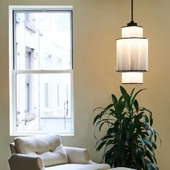 Bauer Chandelier 01