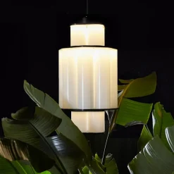 Bauer Chandelier 01