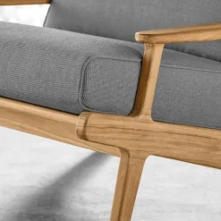 Bay Lounge Chair