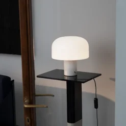 Bellhop Glass T bordlampe