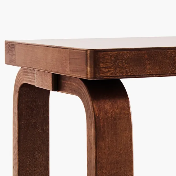 Bench 168B Exclusive Edition walnut stain