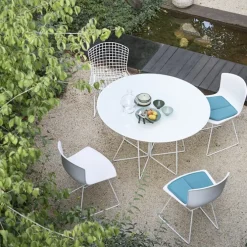 Bertoia Plastic utendørs stol hvit