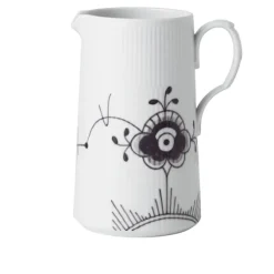 Black Fluted Mega Kanne 1,5 L