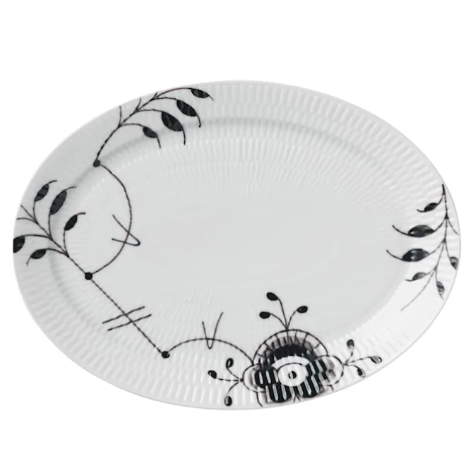 Black Fluted Mega Ovalt Tallerken 28 cm