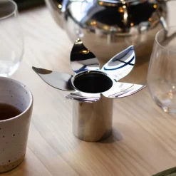 Blad Tea Strainer