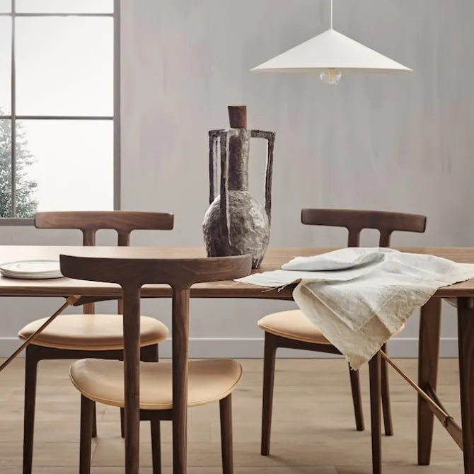 BM1160 Hunting Table