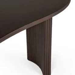 Boomerang Desk
