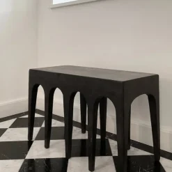 Bow Bench