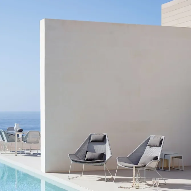 Breeze Highback