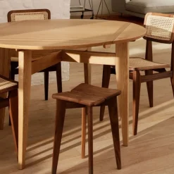 B-Table spisebord