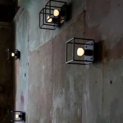 Caged Wall 1.0 Small