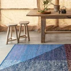 Capas 3 Rug