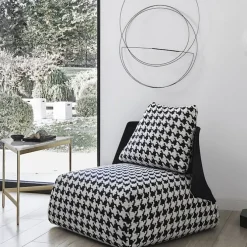 Capilano Small Table 55 x 55 cm - Carrara Marble