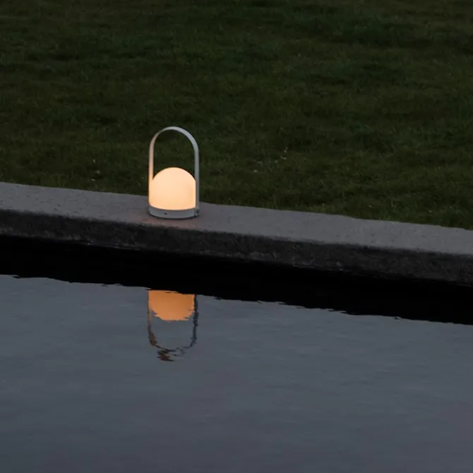 Carrie bærbar utendørslampe
