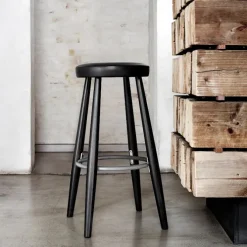 CH56 High Stool - Valnøtt