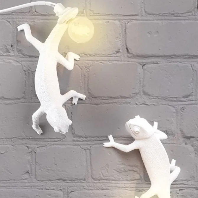 Chameleon Lamp