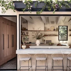 Closet Bar