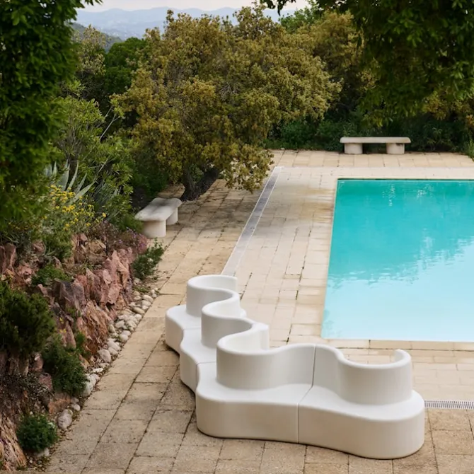 Cloverleaf In/Outdoor Sofa