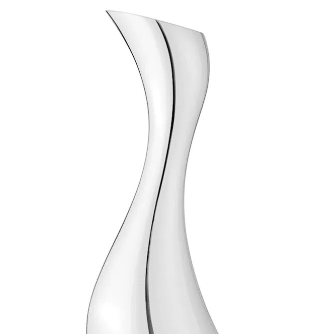 Cobra Pitcher