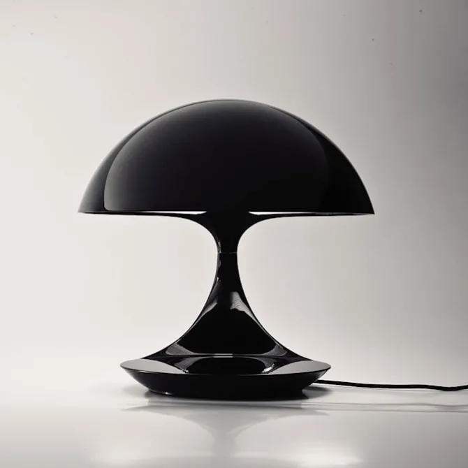 Cobra Table Lamp