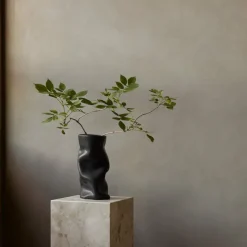 Collapse vase