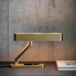 Colt Table Lamp, Brass/Bronze