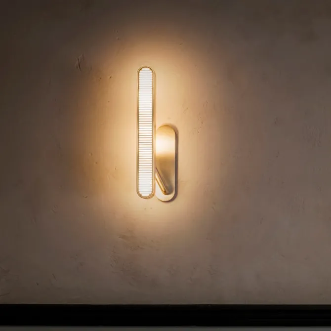 Colt Wall Single