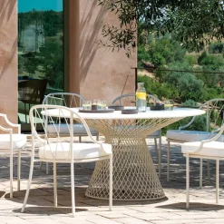 Como Table