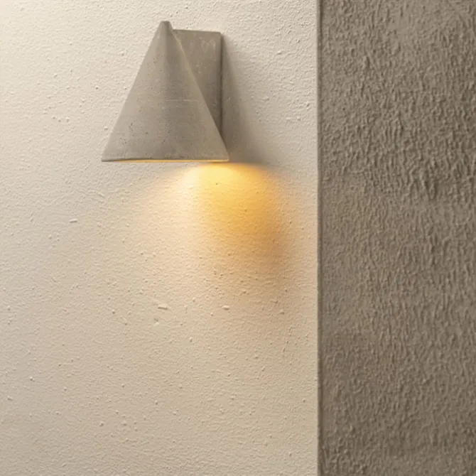 Cone Wall Lamp
