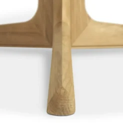 Corto Round Dining Table