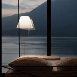 Costanza - Gulvlampe i messing