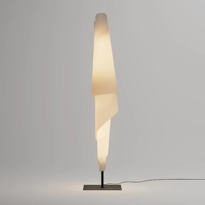 Costura Floor Lamp
